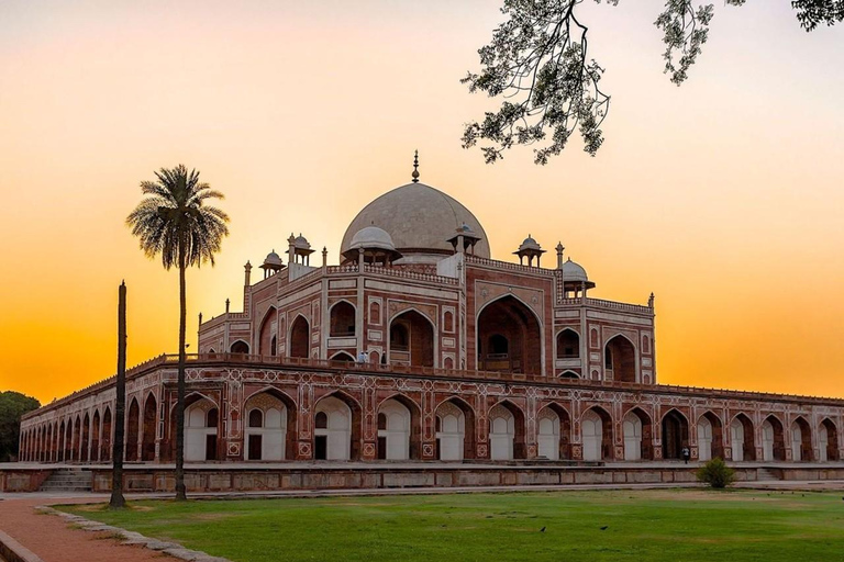 Visite guidée d'une jounée des monuments de Delhi avec guide et transferts