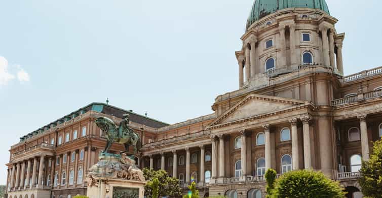 Budapest: Historic Buda Castle Walking Tour photo 13