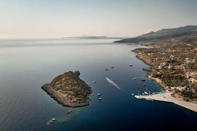 Zakynthos: Shipwreck Beach and Blue Caves Boat Tour Zakynthos: Shipwreck Beach and Blue Caves Boat Tour