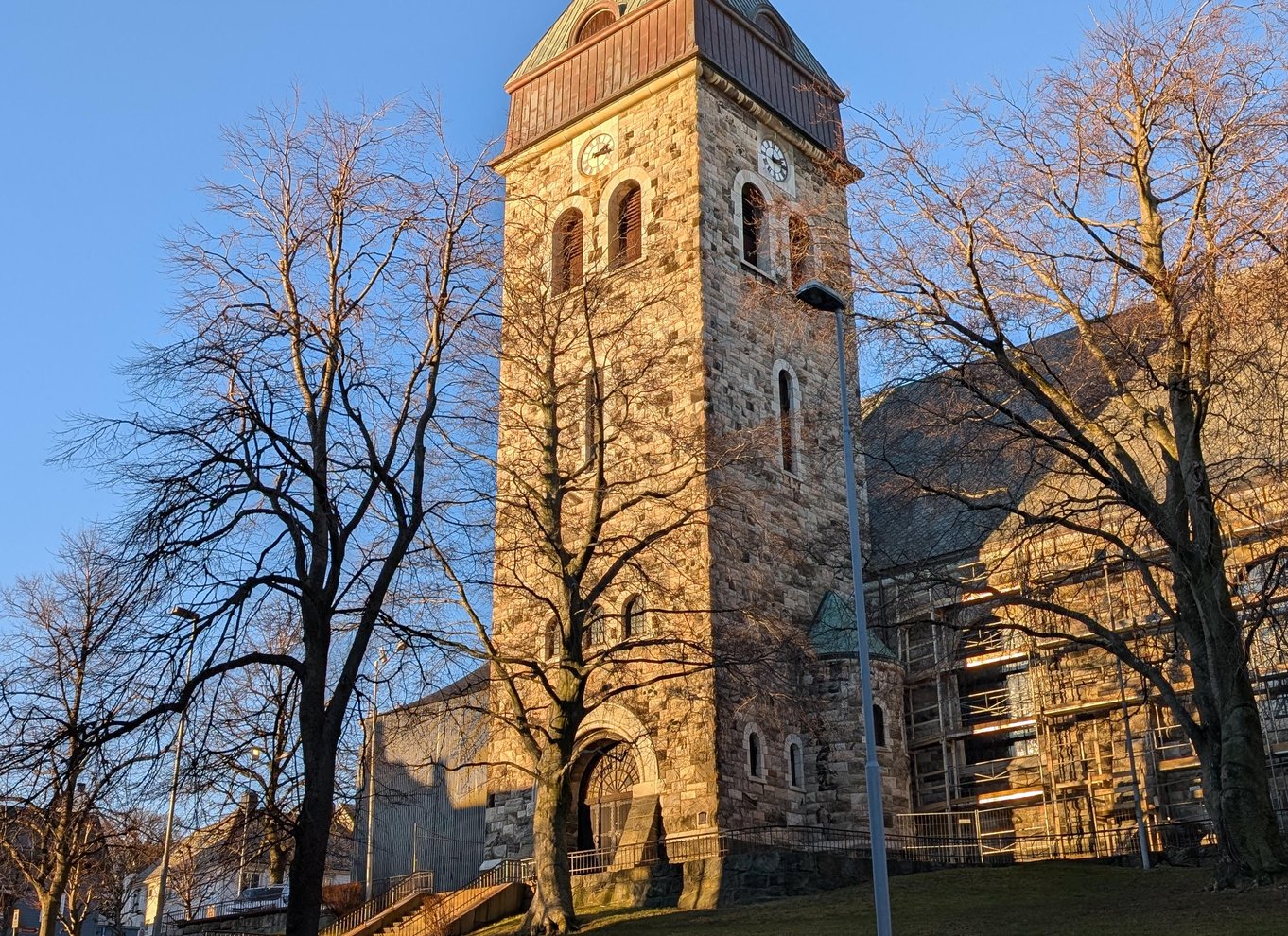 Kulturel gåtur med smag og duft af Ålesund