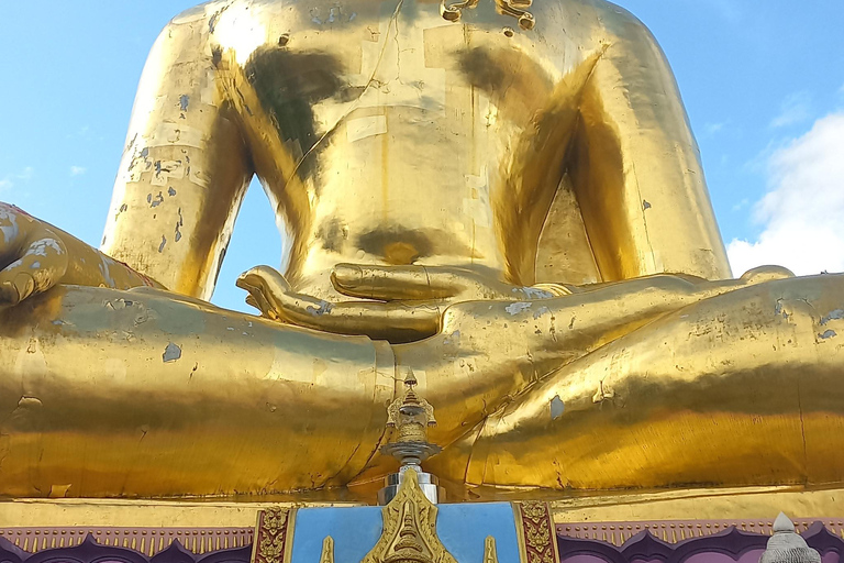 Day tour visit the top attractions in chiang rai
