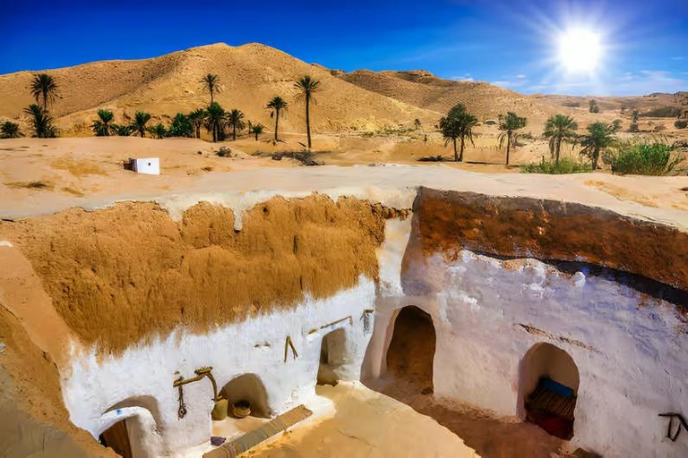 From Hammamet: Southern Tunisia Tour with Overnight Stay in the Desert From Hammamet: South Tunisia Tour with Overnight Stay in Desert