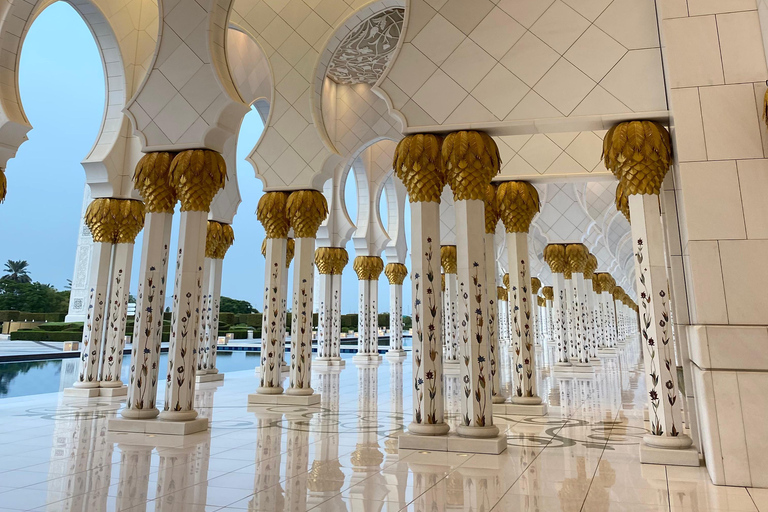 Desde Dubai: Tour de la ciudad de Abu Dhabi con la Gran Mezquita