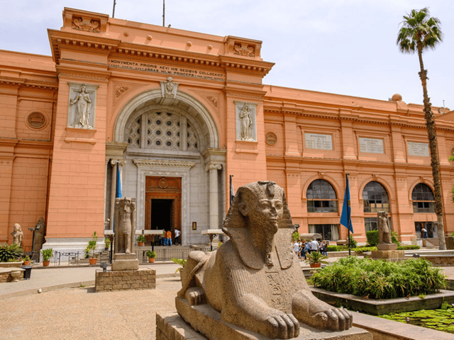 Cairo: Egyptian Museum, Citadel, and Old Cairo Guided Tour