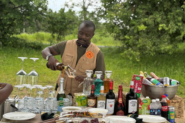 Livingstone: Rhino Sunset Safari with Snacks and Drinks