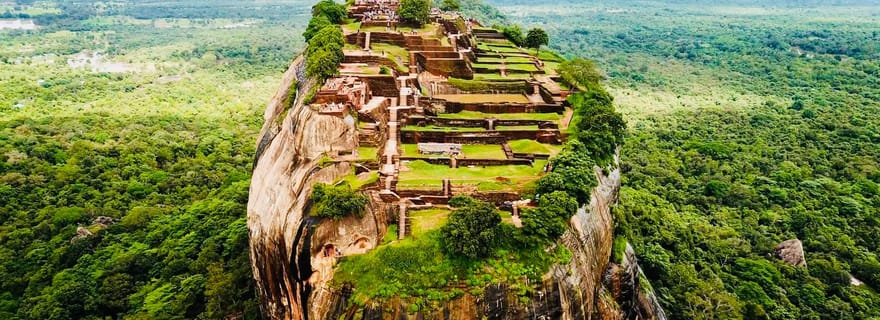 Sigiriya et Dambulla : Visite privée d'une journée depuis Trincomalee