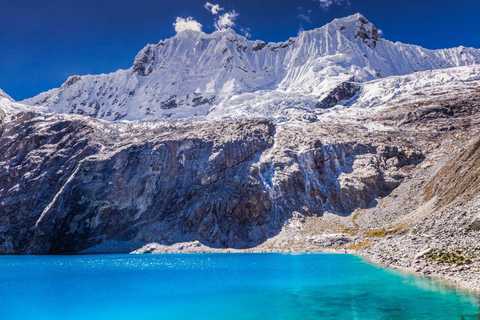 Huaraz: Laguna 69 Full-Day Guided Trekking Adventure