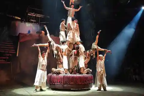 Ho Chi Minh City Sightseeing Full Day Tour With Circus