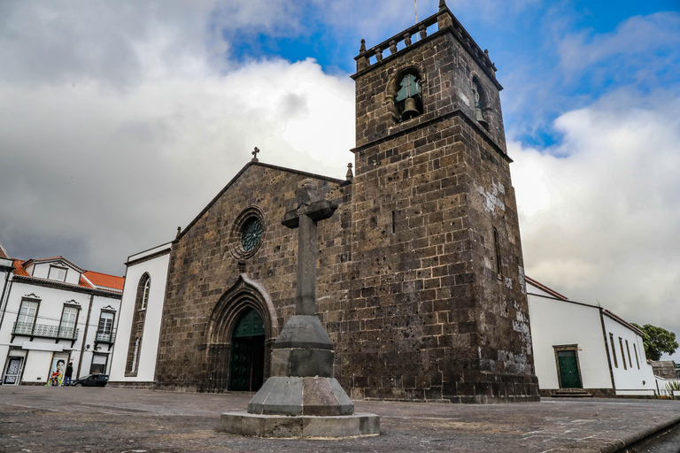 维拉弗兰卡多坎普：定居者小镇导览游中午 12 点酒店接载