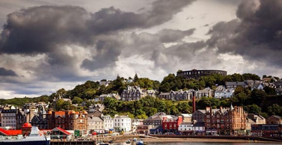 Edinburgh: 4-Day Islay Whisky Trail & Distillery Small Group