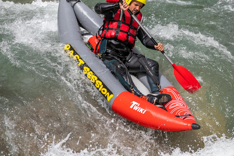 Verdon: Canoe Raft in the Gorges Canoe rafting in the Verdon Gorges