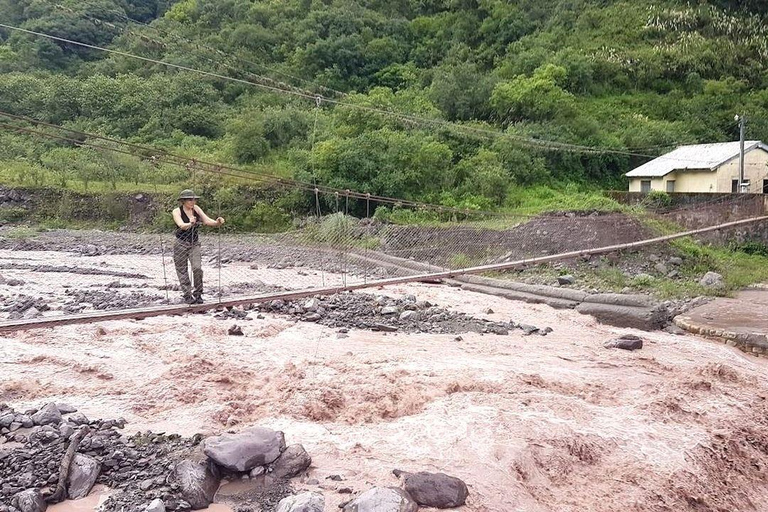 Salta: Puyil Suspension Bridge Trek with Picnic Lunch