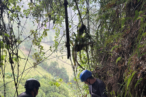 Quito: Abseilen in 3 Vulkan-Wasserfälle, Wandern, Extremsport