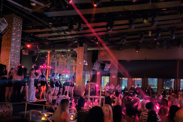 Las Vegas: Night Out at Clubs with Free Drinks and Party Bus Latin Club Crawl
