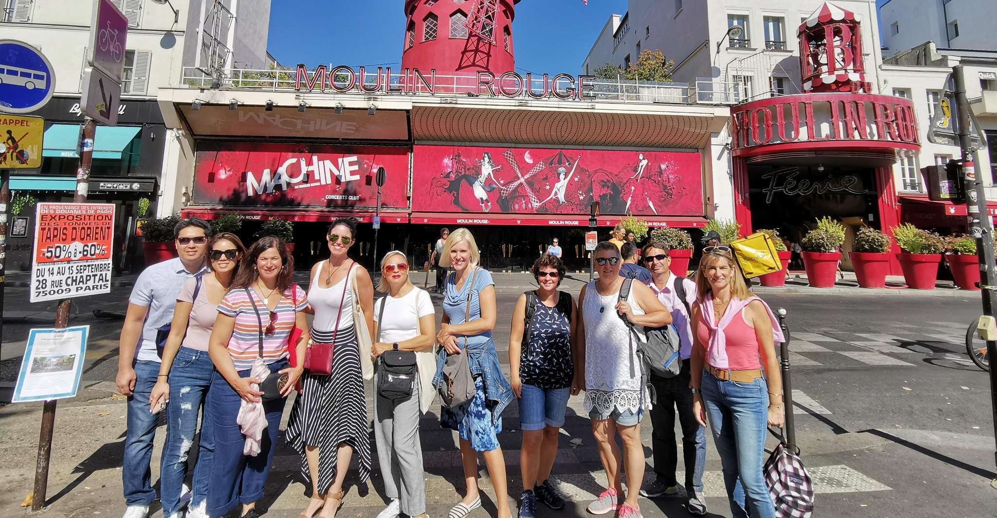 Moulin Rouge to Sacré Coeur walking tour