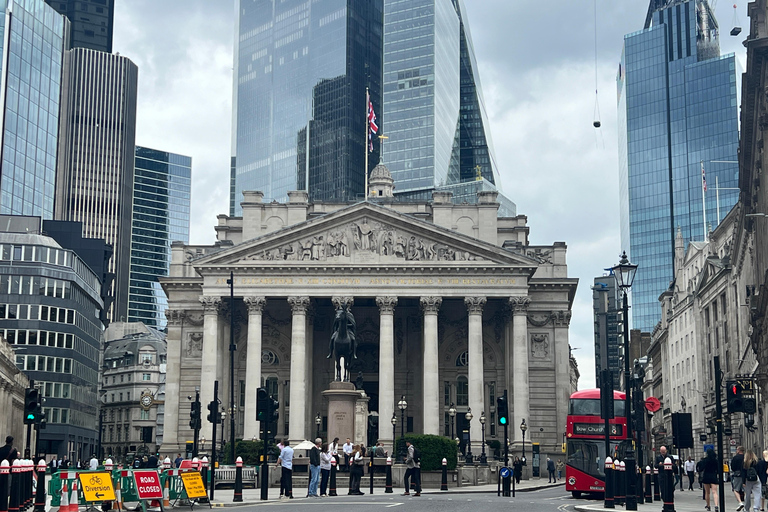 لندن: جولة في أقدم جزء من المدينة.اكتشف أقدم جزء من لندن