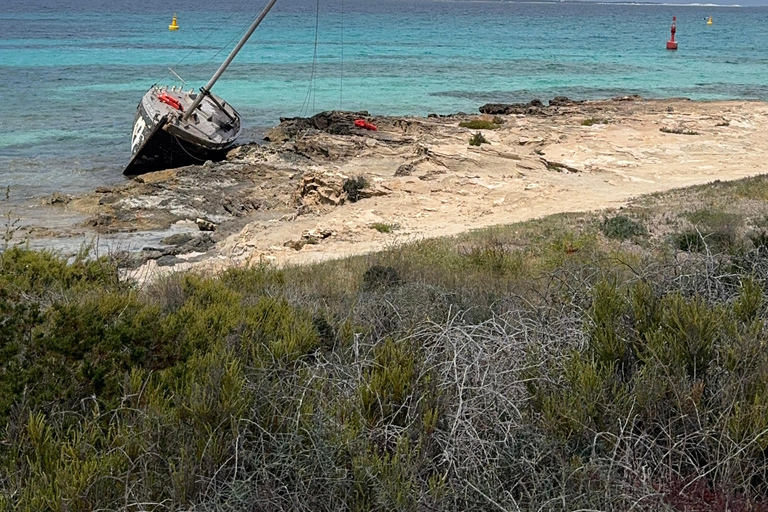 Ibiza: Formentera Boat Trip with Food, Drinks, & Bike Tour All- Inclusive Boat&Bike Tour in Formentera I Origin Edition