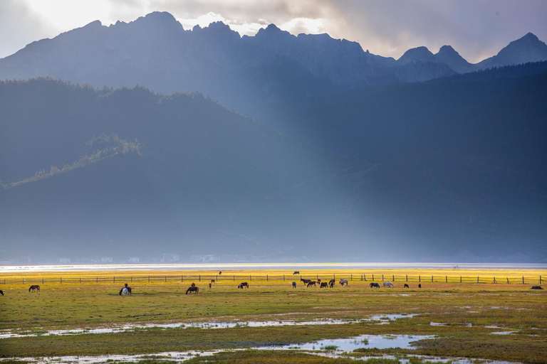 Guilin: 3-Day Yangshuo Tour with Li River Cruise