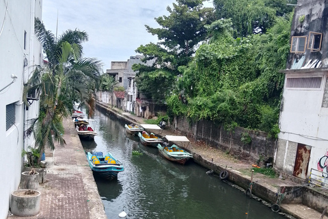 Negombo: Tastiest Local Food Tour by Tuk-Tuk - All Inclusive