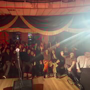 Dublin: In Stitches Comedy. Best Comedy Club Temple Bar