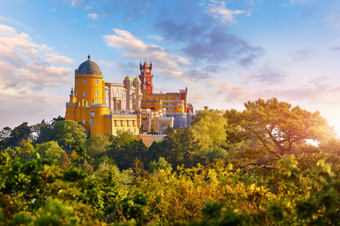 Lissabon: Sintra, kust en wijn Tour in kleine groepLissabon: Sintra, kust &amp; wijn Dagtour in kleine groep - Frans