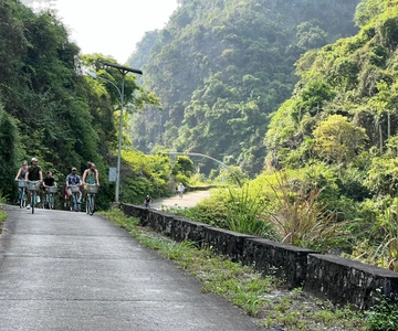 Ninh Binh: Lan Ha, Halong bay classic cruises, small group