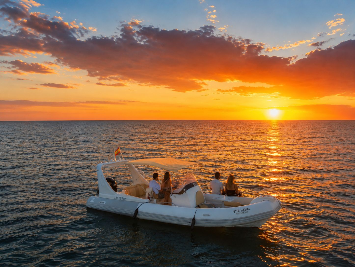Spektakuläre Kreuzfahrt bei Sonnenuntergang auf Teneriffa: Ein magisches Erlebnis