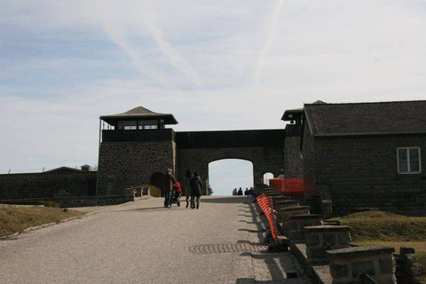 Vienna: Private tour Mauthausen and Linz