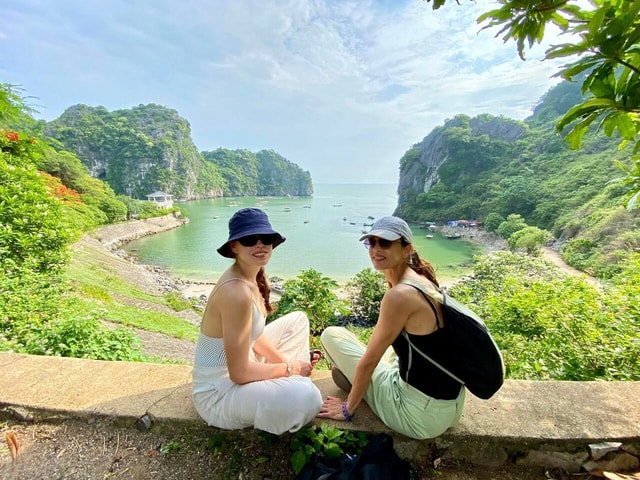 From Hanoi: Explore Ha Long Bay In 1 Day With A Good Cruise