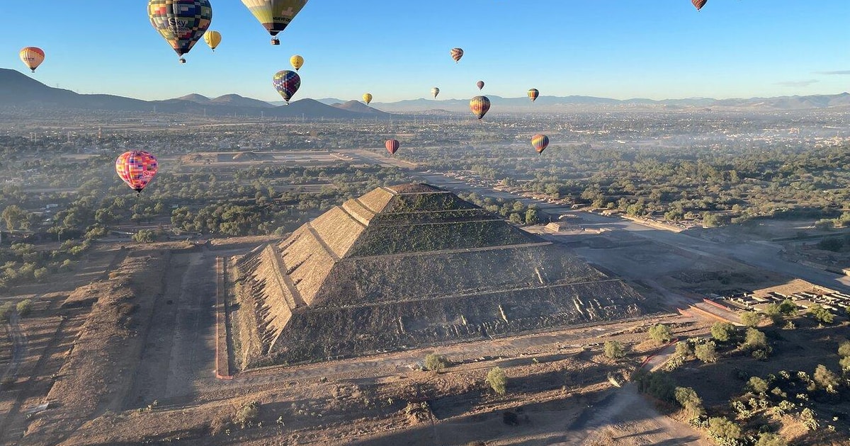 flight air hot ballon + Break fast + drone video + transport GetYourGuide