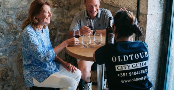 Porto: City Tour in a Classic Car with Wine & Cheese Tasting