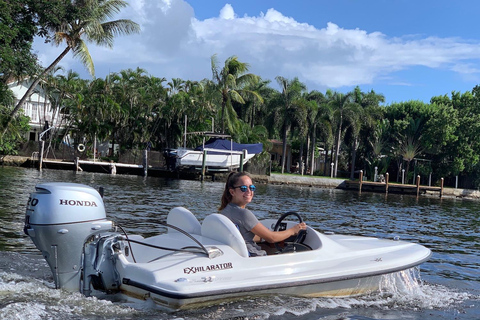 Fort Lauderdale: Mini-Powerboat Rental