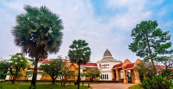Siem Reap: Angkor National Museum Ticket with Transfer