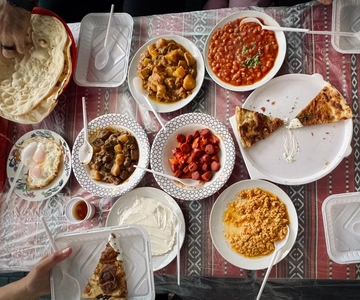 Bahrain: Must Try Foodtour - (Manama Souq)