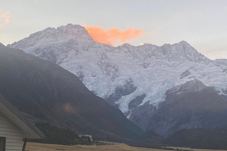 From Christchurch: Private 3-Day Mt Cook with accommodation