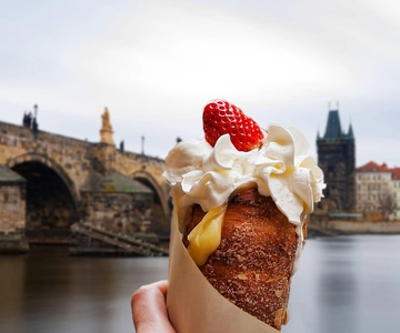 Prague: Guided Street Food Walking Tour