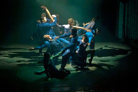 Buenos Aires: biljett med köföreträde till tangouppvisning i MaderoMadero Tango Show biljett med köföreträde och middag Black