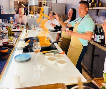 Palma: Mediterranean Cooking Class with Drinks