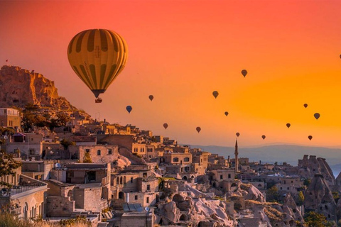 Cappadocia: Balloon Flight Göreme, Soğanlı & Ihlara Valley Cappadocia: Hot Air Balloon Flight Soğanlı Valley