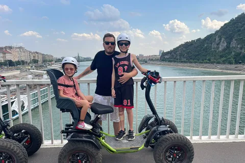 Budapest: Buda Highlights Guided Tour on Electric EZRaider