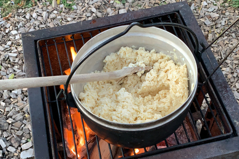 Guided llamawalk with a traditional, homemade cheesefondue