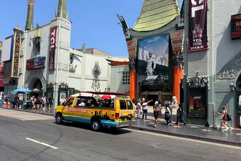 Los Angeles: Hollywood & Celebrity Homes Open-Air Bus Tour