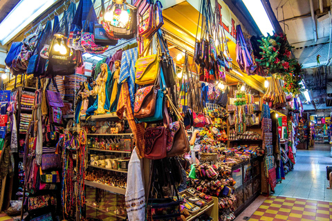 Tour panoramique de la ville de Guatemala + visite du marché central