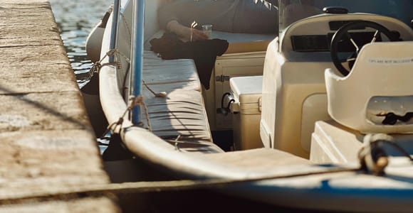 Timeless Dubrovnik: Private Retro Boat - Caves and Islands