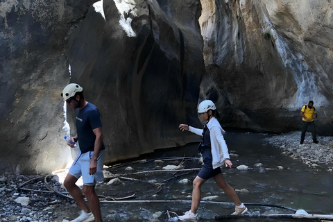 Sarakina Gorge - Aventura de caminhada e natação no sul de Creta