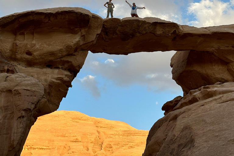 Wadi Rum Jeep Tour – Choose Duration, With or Without Stay 3-Hour Wadi Rum Jeep Tour