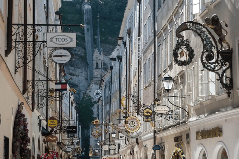 Kvällsrundtur med julmarknad och höjdpunkter i Salzburg