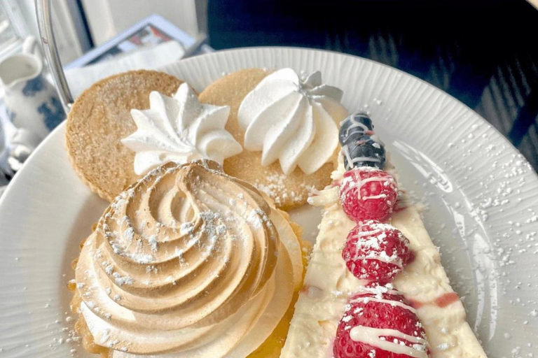 Glasgow: Afternoon Tea Experience