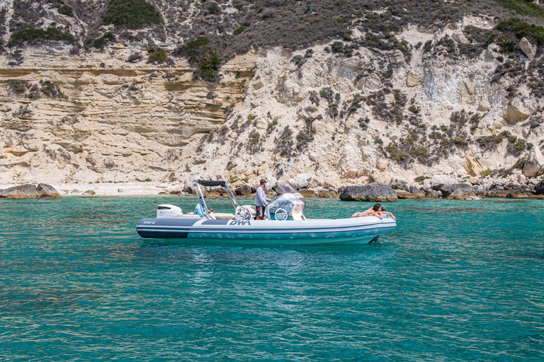 Cagliari: Zodiac Boat Tour, 3-4 SwimStops, Wine & Snorkeling Cagliari: Zodiac Boat Tour, 3-4 Stops, Wine & Snorkeling