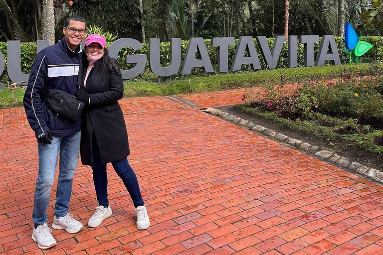 Desde Bogotá: Zipaquirá y Guatavita Los 5 Mejores Sitios Tour GuiadoNUEVO Y MÁS BARATO Visita 5 lugares de interés en Zipaquirá y Guatavita